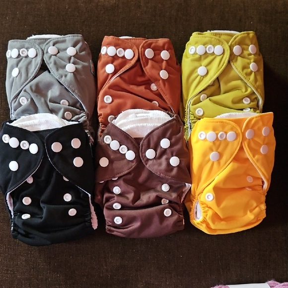 Alva Baby Other - NWOT Alva Baby Reusable Cloth Diaper Set